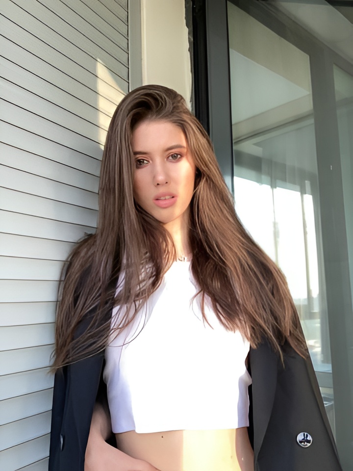 Лина привлекательная девушка из Узловой цена от 2500 руб