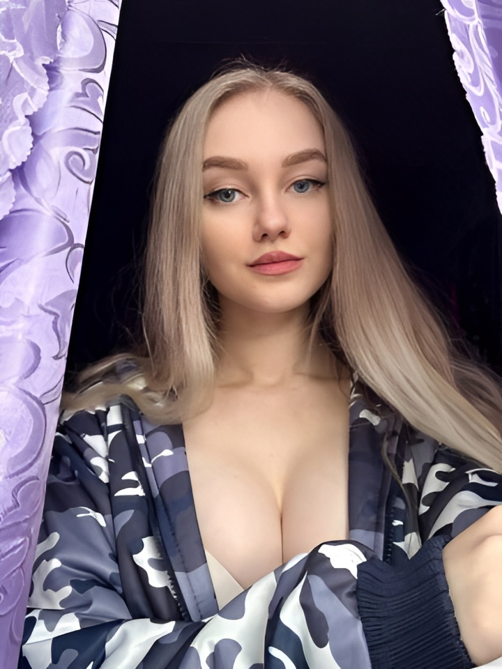 Ярослава привлекательная девушка из Узловой цена от 1500 руб