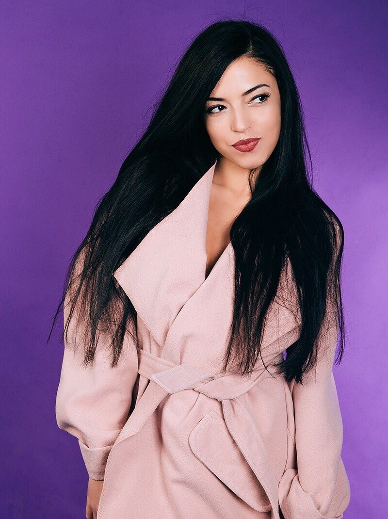 Инна привлекательная девушка из Узловой цена от 3000 руб