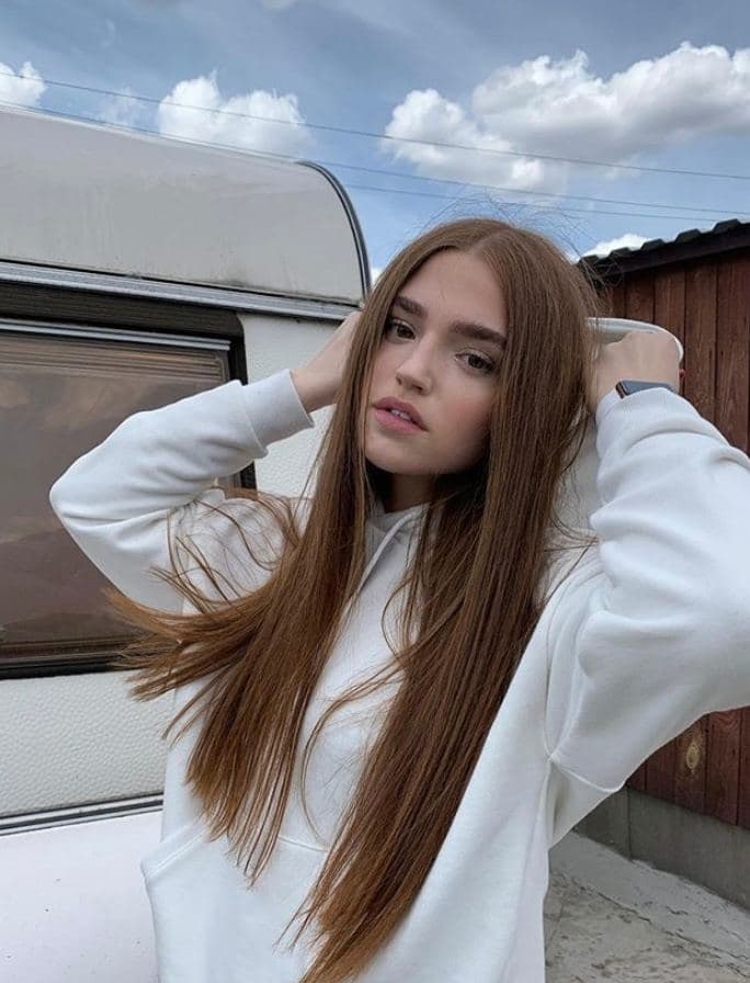 🎥 Кристиша привлекательная девушка из Узловой цена от 4000 руб